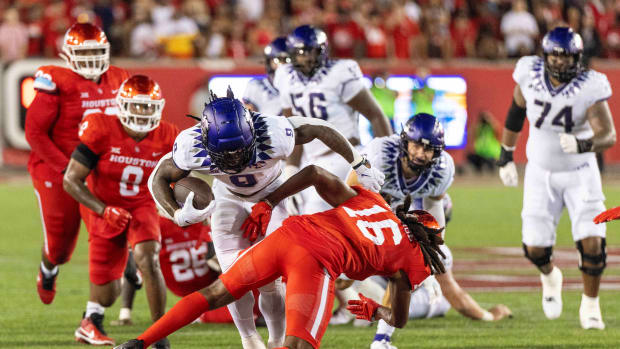 Emani Bailey against Houston
